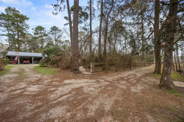 31601 Huffman Cleveland RD, Huffman, TX 77336