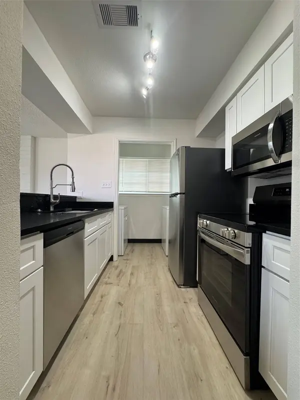 1319 Brenda LN #D, Humble, TX 77338