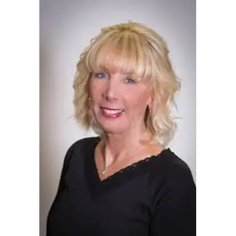 Realtor Liz Filaseta