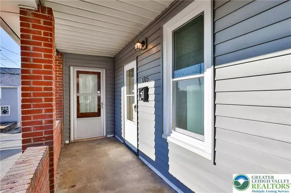 1005 Railroad ST, Catasauqua Boro, PA 18032