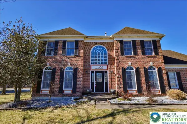 4701 Kathi DR, Hanover Twp, PA 18017
