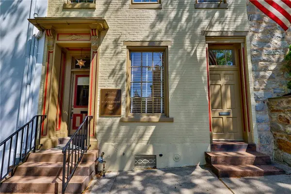 72 W Market, Bethlehem City, PA 18018