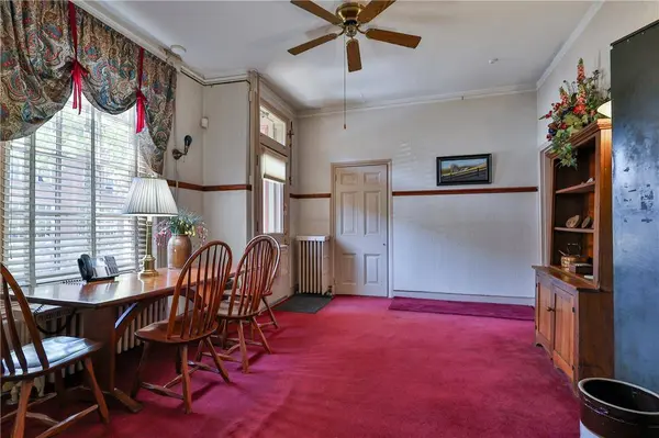 72 W Market, Bethlehem City, PA 18018
