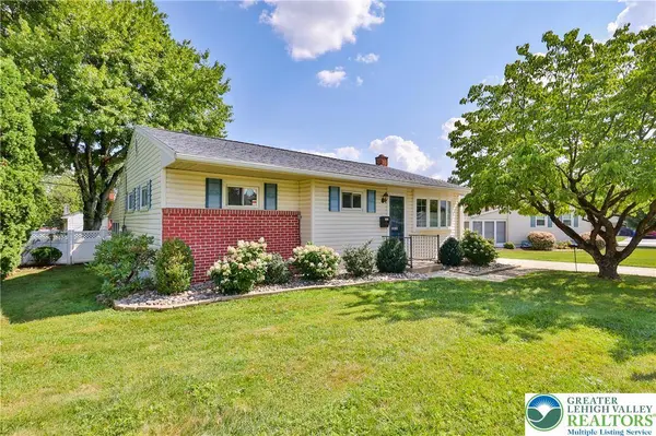 1812 Hilltop TER, Bethlehem City, PA 18018