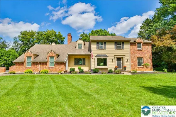 710 Wedgewood RD