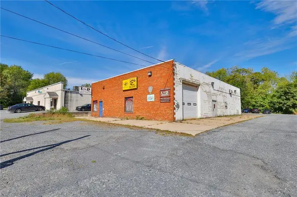 4369 Easton AVE, Bethlehem Twp, PA 18020