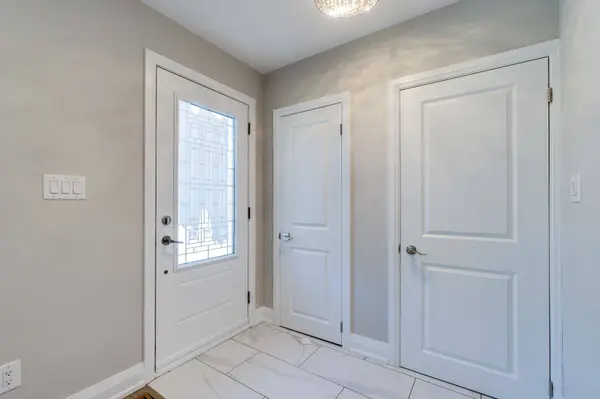 213 East 32nd ST, Hamilton, ON L8V 3S3