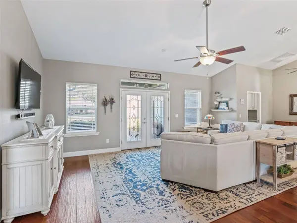 1410 MEADOW VIEW WAY, Lady Lake, FL 32159