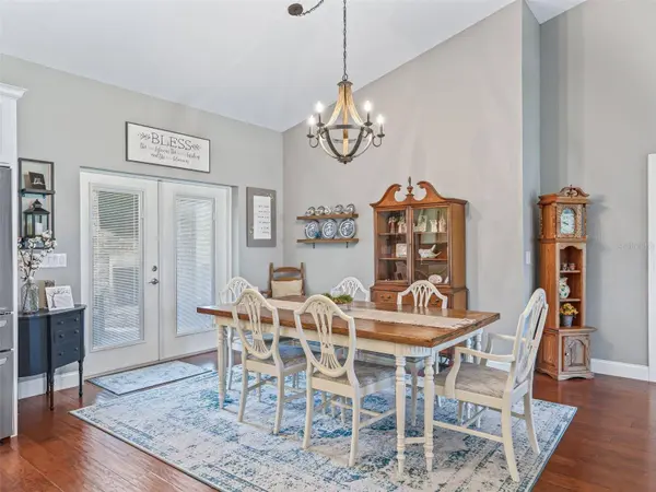 1410 MEADOW VIEW WAY, Lady Lake, FL 32159