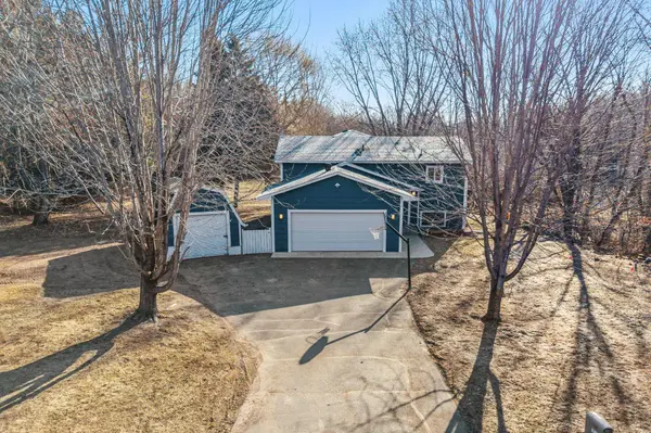 19713 Lander ST NW, Elk River, MN 55330