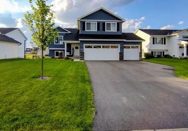 1622 Oak Ridge ST, Hanover, MN 55341