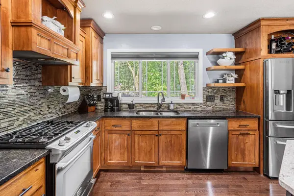 3025 Juniper ST S, Cambridge, MN 55008