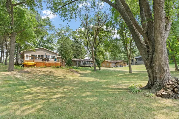 11426 54th ST, Clear Lake, MN 55319