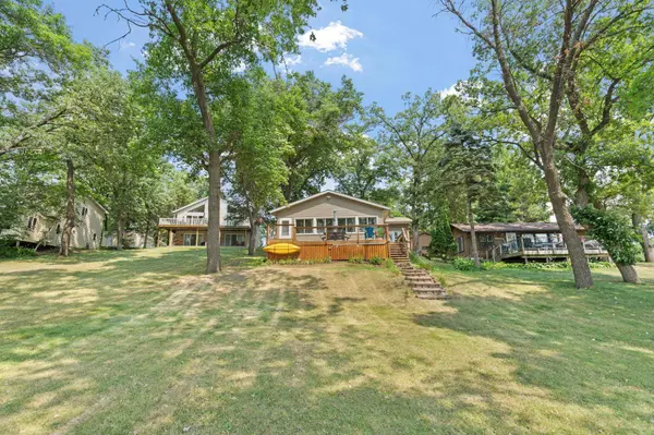 11426 54th ST, Clear Lake, MN 55319