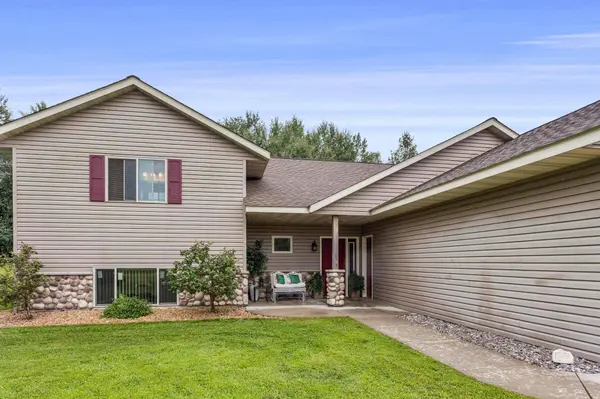567 135th ST NW, Monticello, MN 55362
