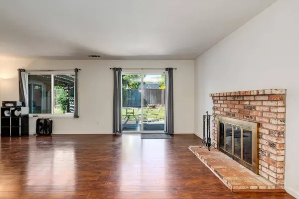 523 Thomas CIR, Suisun City, CA 94585