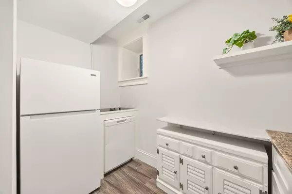 1920 N Lincoln Park W #G, Chicago, IL 60614