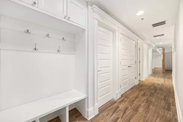 1920 N Lincoln Park W #G, Chicago, IL 60614