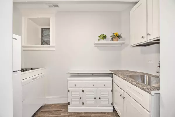 1920 N Lincoln Park W #G, Chicago, IL 60614