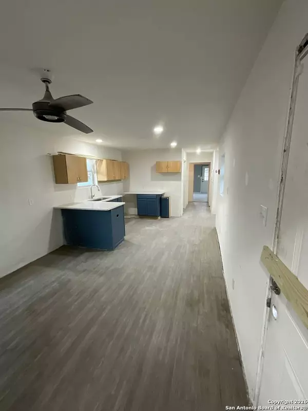 1547 Center, San Antonio, TX 78202