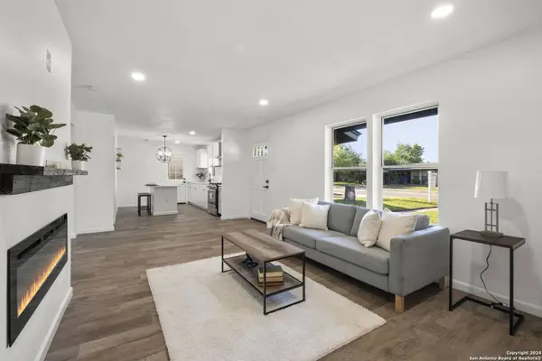 254 Kate Schenck, San Antonio, TX 78223