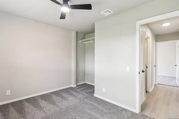 9006 Bowline, San Antonio, TX 78242