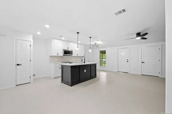 726 PRICE AVE, San Antonio, TX 78211