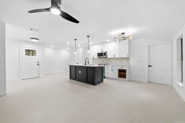726 PRICE AVE, San Antonio, TX 78211
