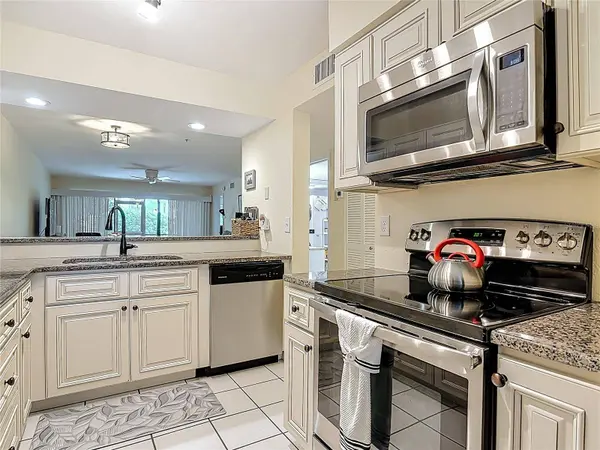 445 BOUCHELLE DR #104, New Smyrna Beach, FL 32169