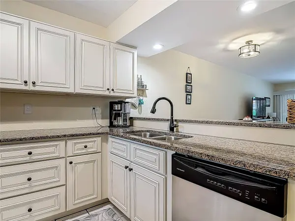 445 BOUCHELLE DR #104, New Smyrna Beach, FL 32169