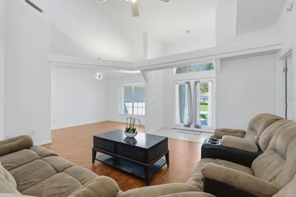 23 OLD SUNBEAM DR, South Daytona, FL 32119