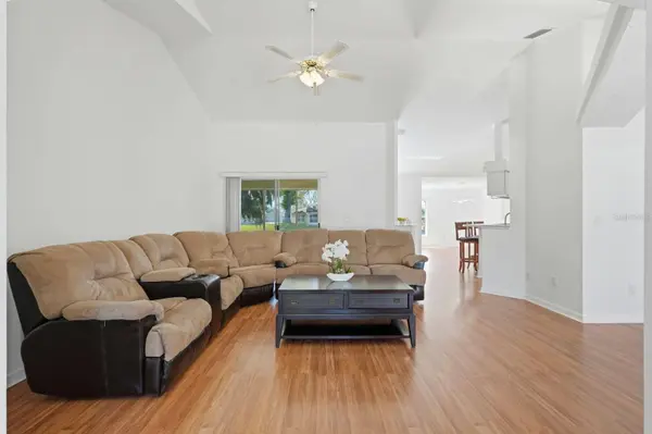 23 OLD SUNBEAM DR, South Daytona, FL 32119