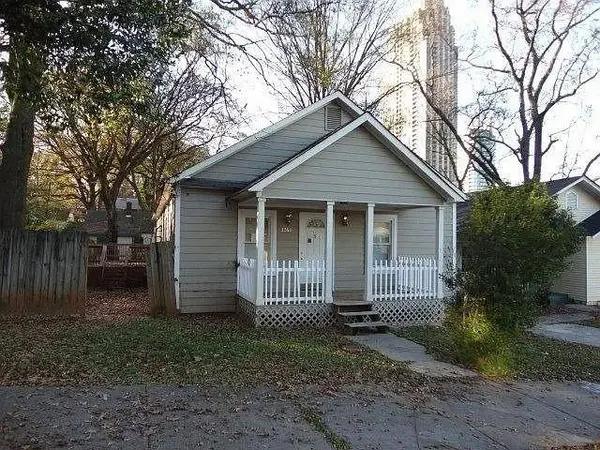 1267 Lyle PL NW, Atlanta, GA 30318