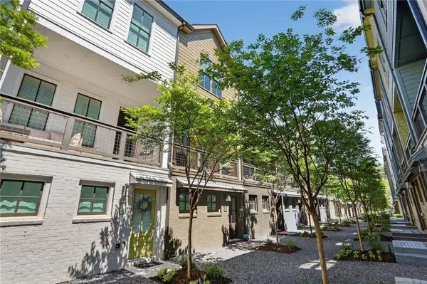 1072 Crest CIR SE, Atlanta, GA 30316