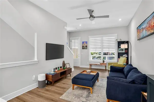 1072 Crest CIR SE, Atlanta, GA 30316