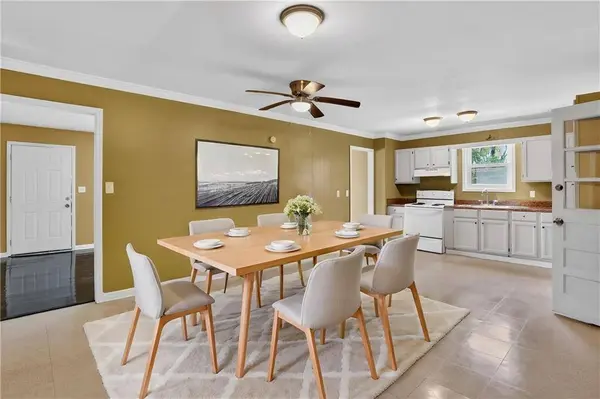 6107 Winview DR, Forest Park, GA 30297