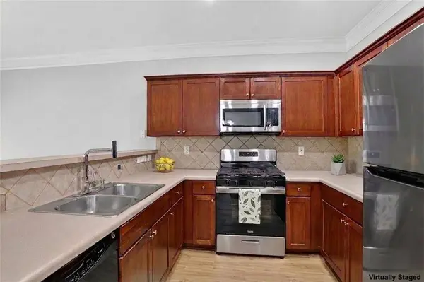 806 Tulip Poplar WAY, Lawrenceville, GA 30044