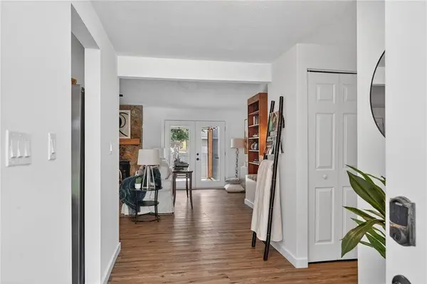 10375 Worthington Hills MNR, Roswell, GA 30076