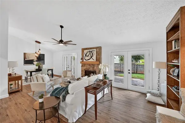 10375 Worthington Hills MNR, Roswell, GA 30076
