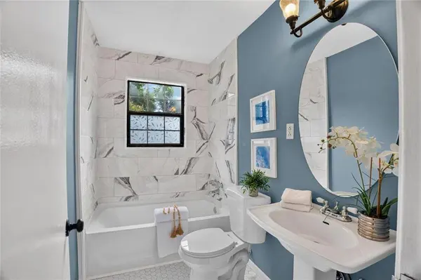 890 Glendale TER NE #1, Atlanta, GA 30309