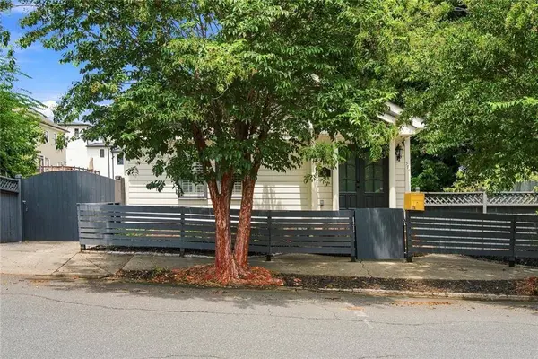 574 Wabash AVE NE