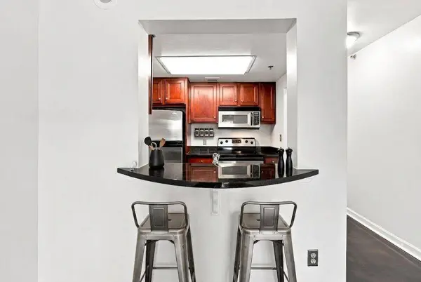 1280 W Peachtree ST NW #3001, Atlanta, GA 30309