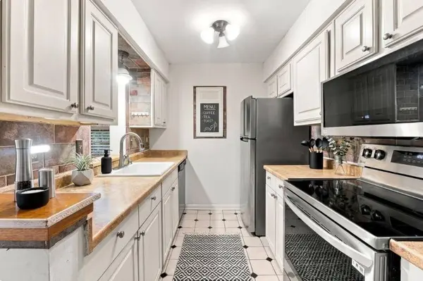 175 Barone PL NW, Atlanta, GA 30327