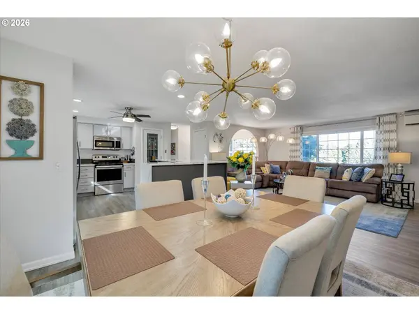 2074 SE LINDEN PL, Gresham, OR 97080