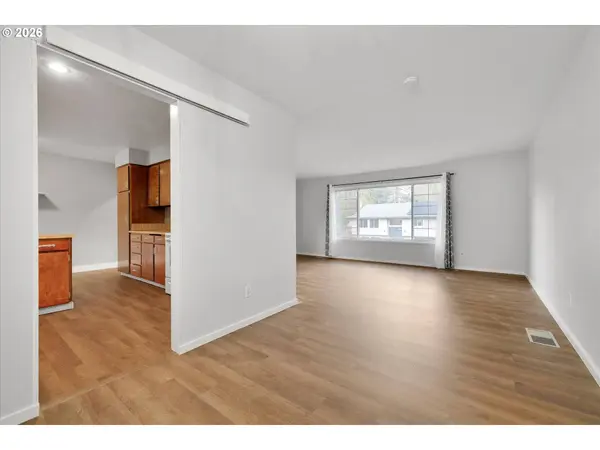 9430 SW INEZ ST, Portland, OR 97224
