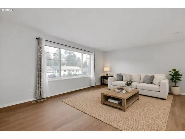 9430 SW INEZ ST, Portland, OR 97224