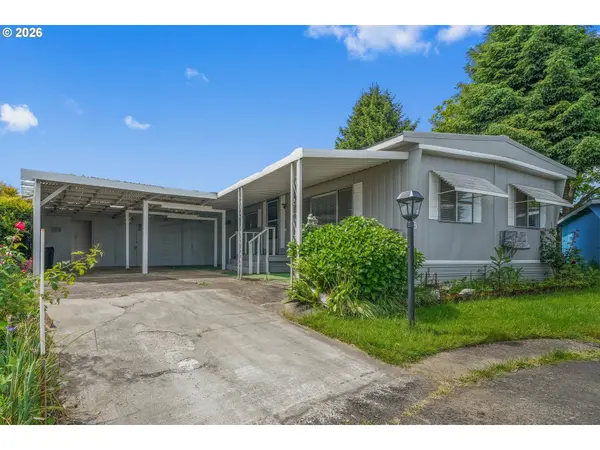 612 N CASCADE DR, Woodburn, OR 97071