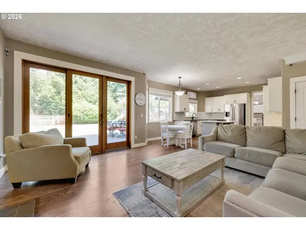 16056 SE ORCHARD VIEW LN, Damascus, OR 97089