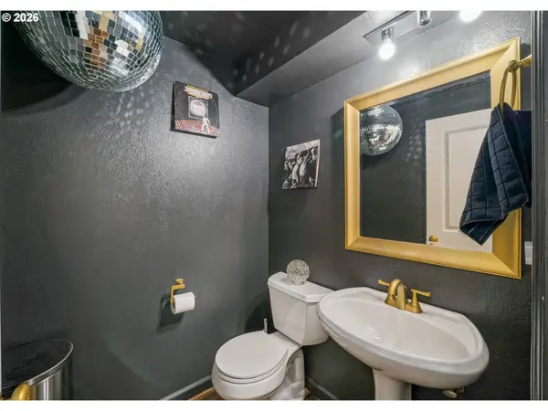 6311 FAIRWAY AVE, Salem, OR 97306