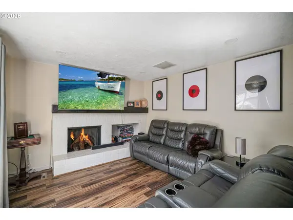 6311 FAIRWAY AVE, Salem, OR 97306